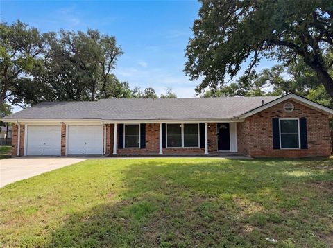 7928 Ella Young Drive Lakeside TX 76135