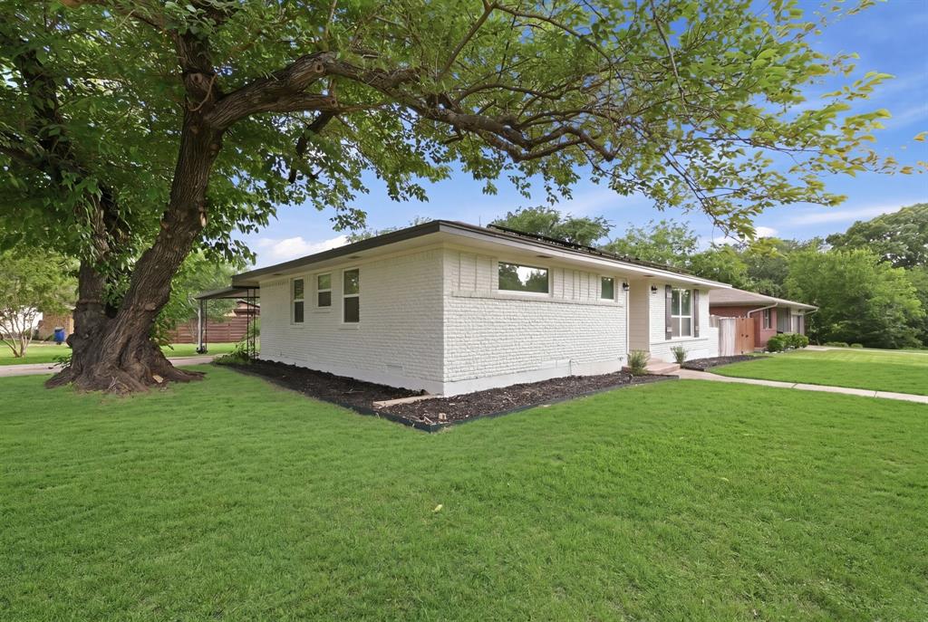 1333 Northlake Drive