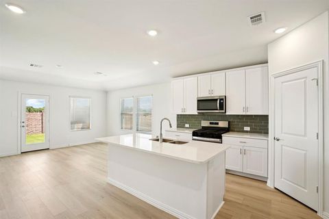 Photo of 804 Edgehurst Drive, Princeton, TX 75071 (MLS # 21094261) Photo of 804 Edgehurst Drive, Princeton, TX 75071 (MLS # 21094261)