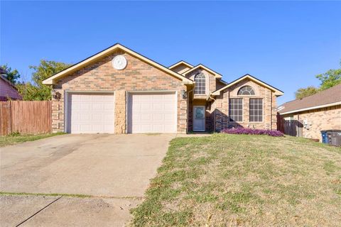 5532 Stone Meadow Lane Fort Worth TX 76179