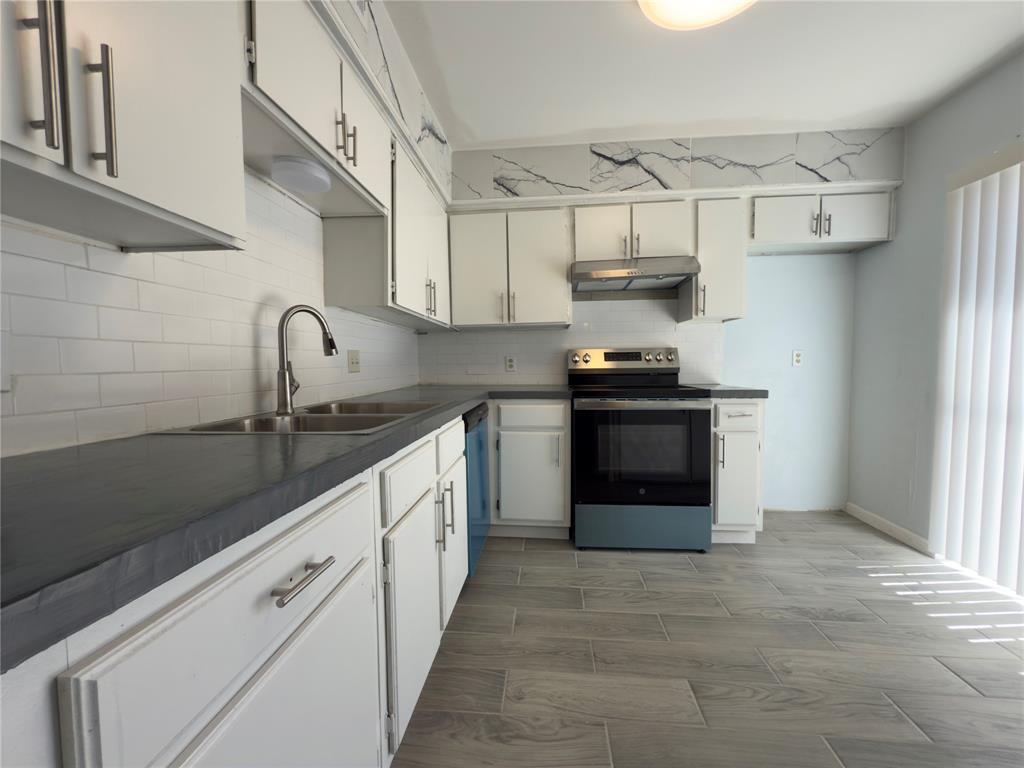 145 Trellis Place
