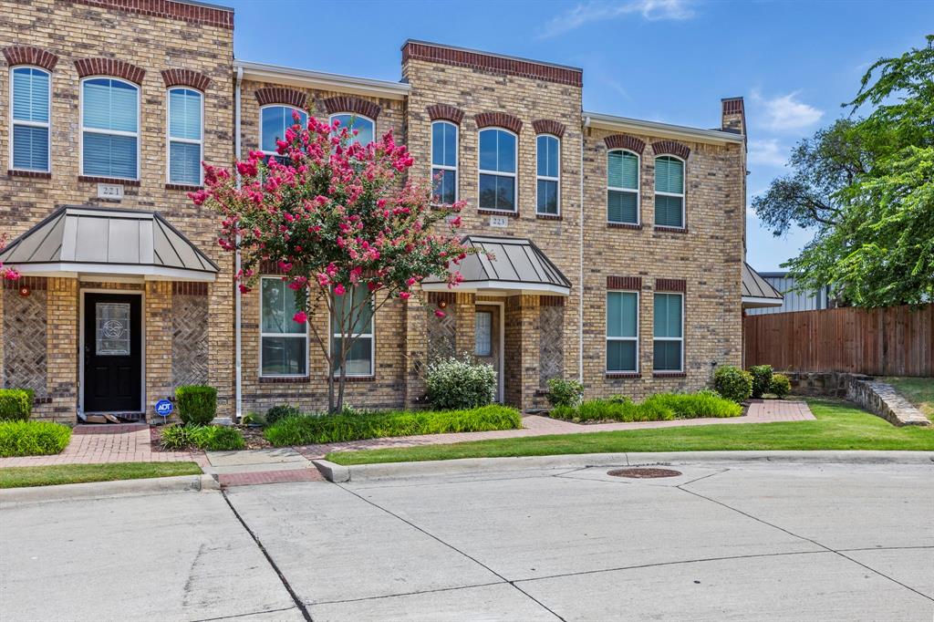223 Belleville Drive