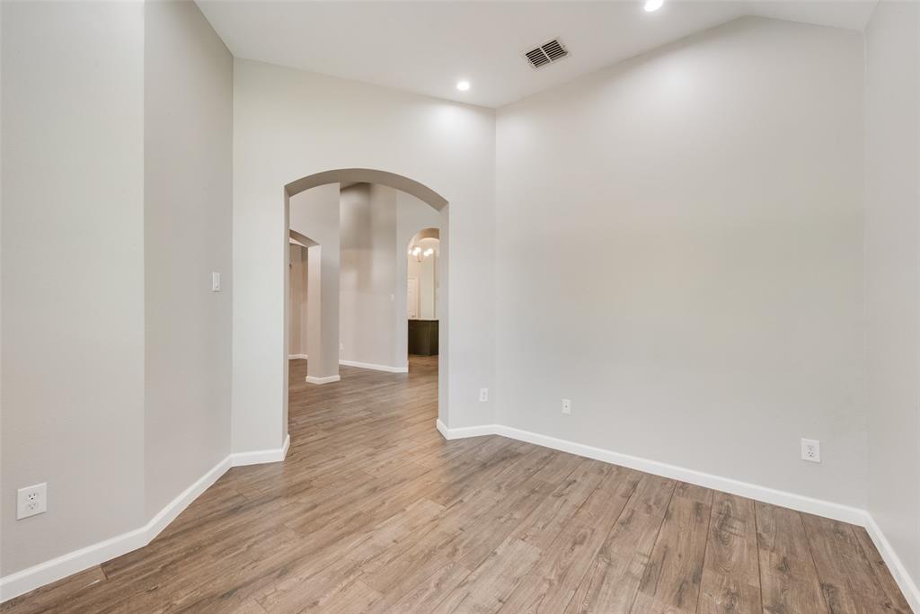 1703 Coventry Lane