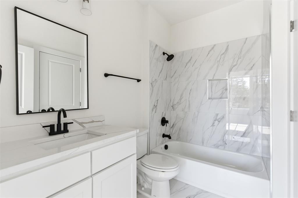 Silver Lakes Ranch - Residential