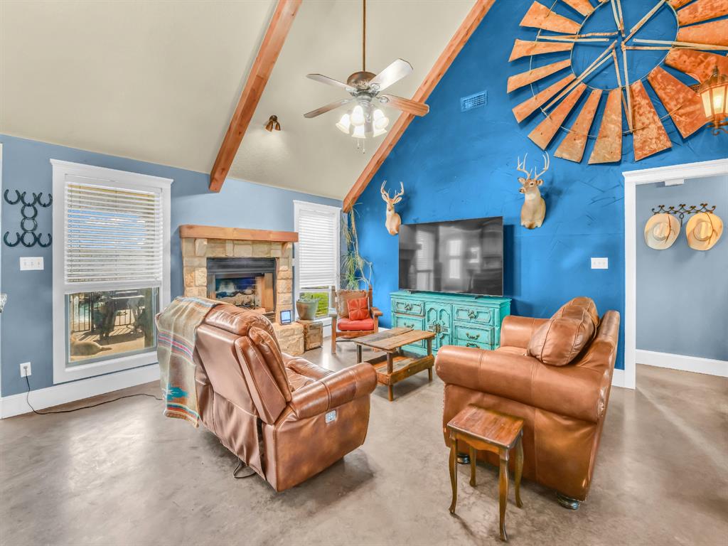 4519 County Road 2690