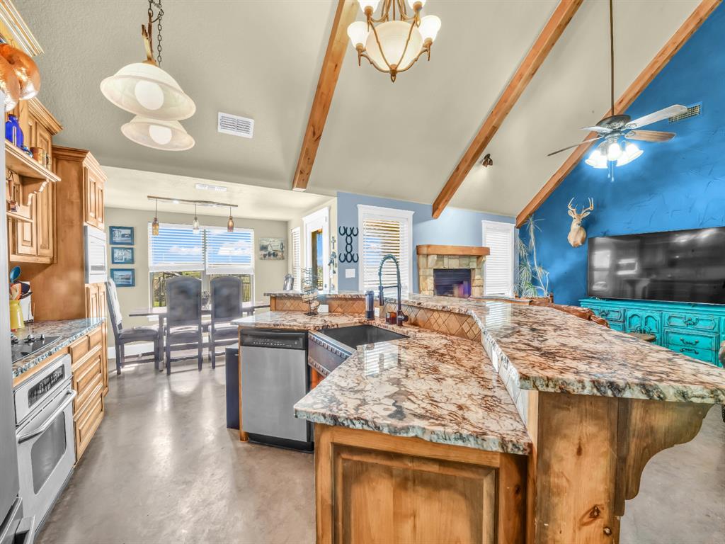 4519 County Road 2690