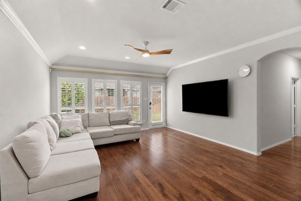 4741 Meadow Green Trail