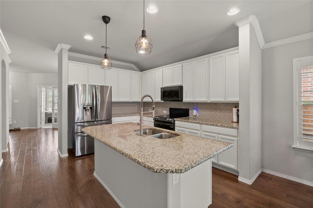 4741 Meadow Green Trail