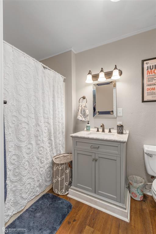 Country Club Estates - Residential