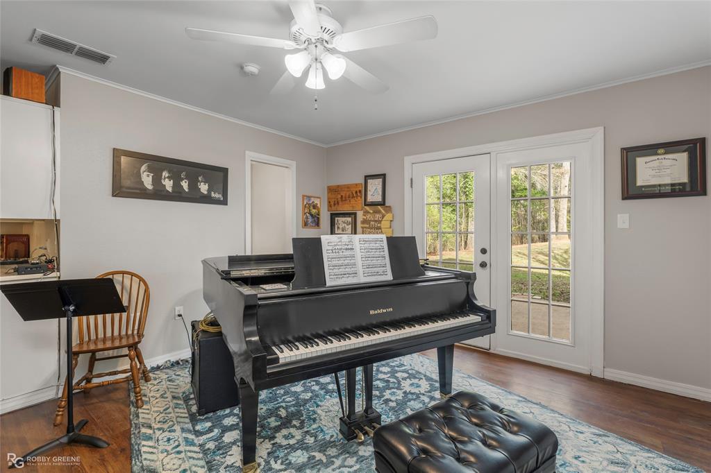 Country Club Estates - Residential