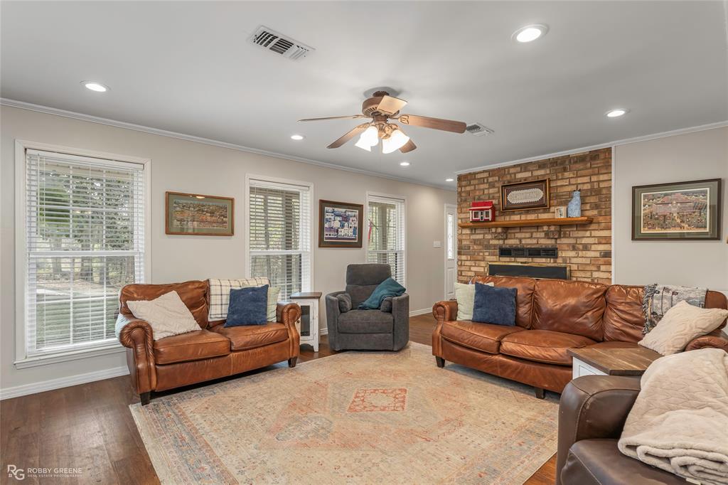 Country Club Estates - Residential