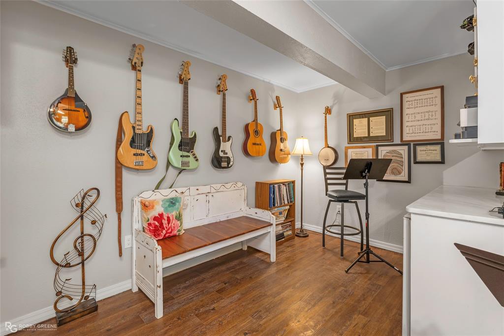 Country Club Estates - Residential