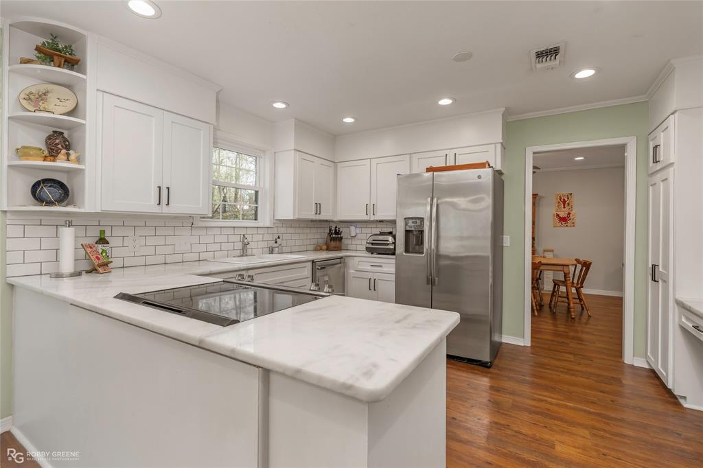 Country Club Estates - Residential