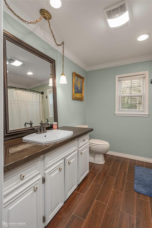 Country Club Estates - Residential