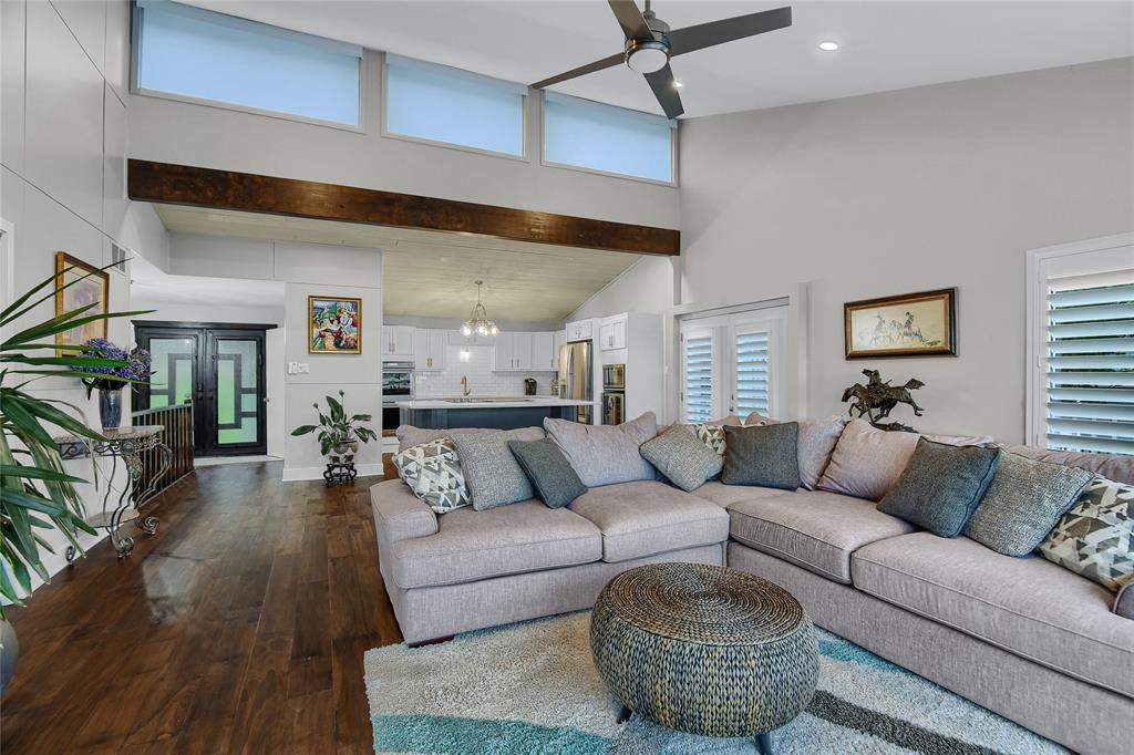 218 Island View Drive