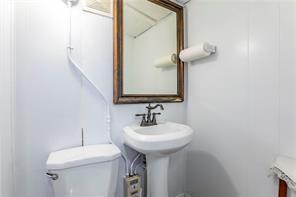 Mann JW - Commercial Sale