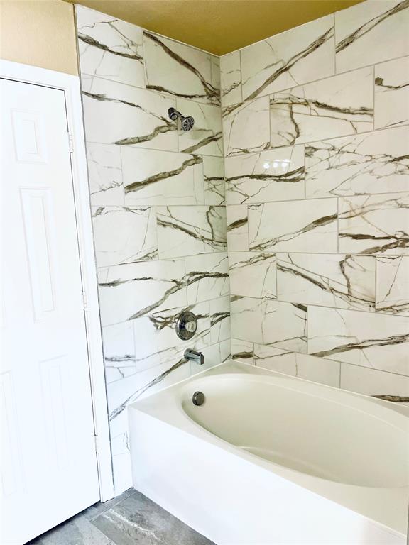 Newport Village At Trinity - Residential