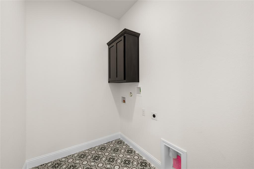 Sheppard's Place - Residential