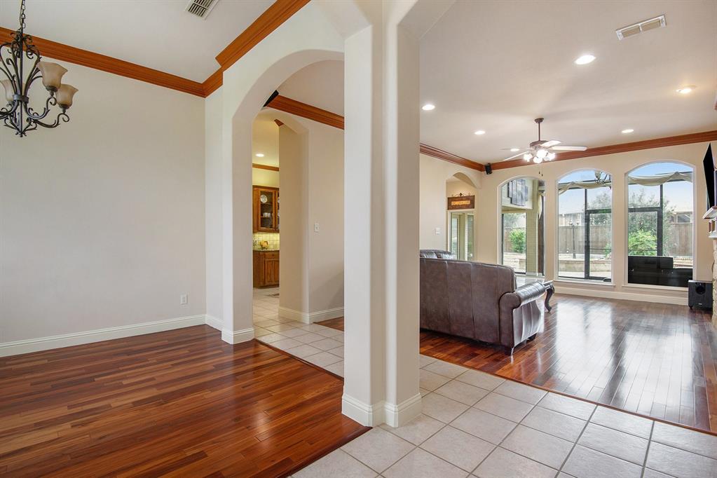6925 Katherine Court