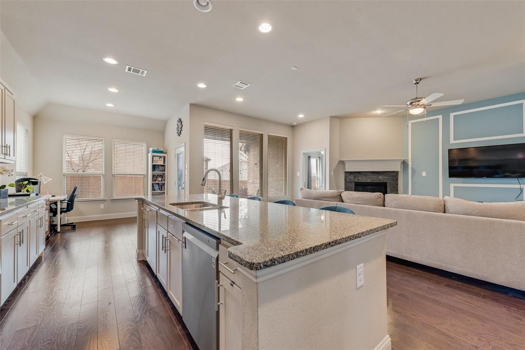 BLUFFVIEW - Residential