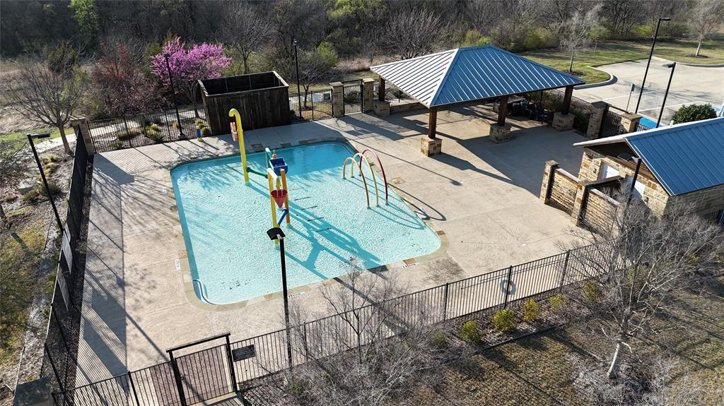 BLUFFVIEW - Residential