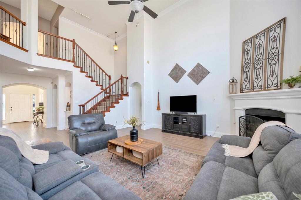 4965 Grinstein Drive