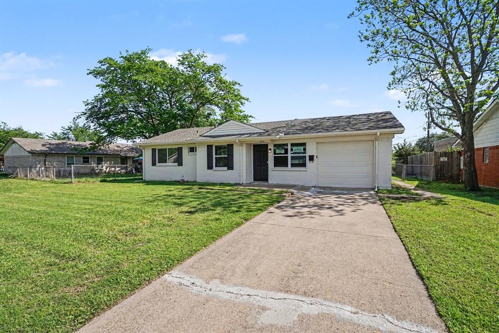 1214 Ashland Drive