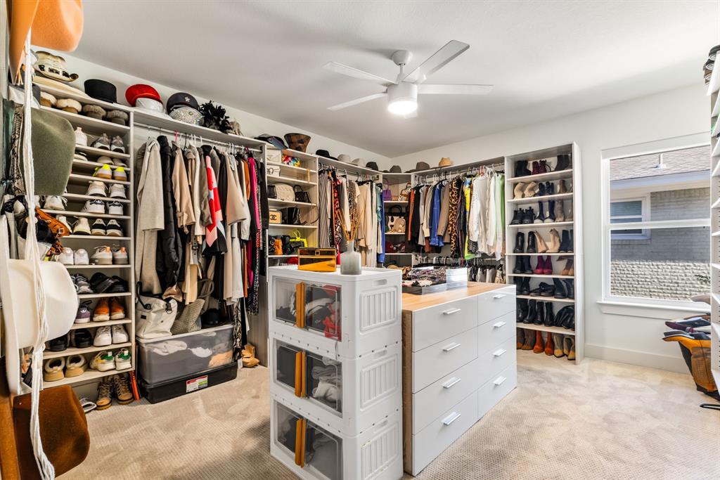 LAKEVIEW HEIGHTS - Residential