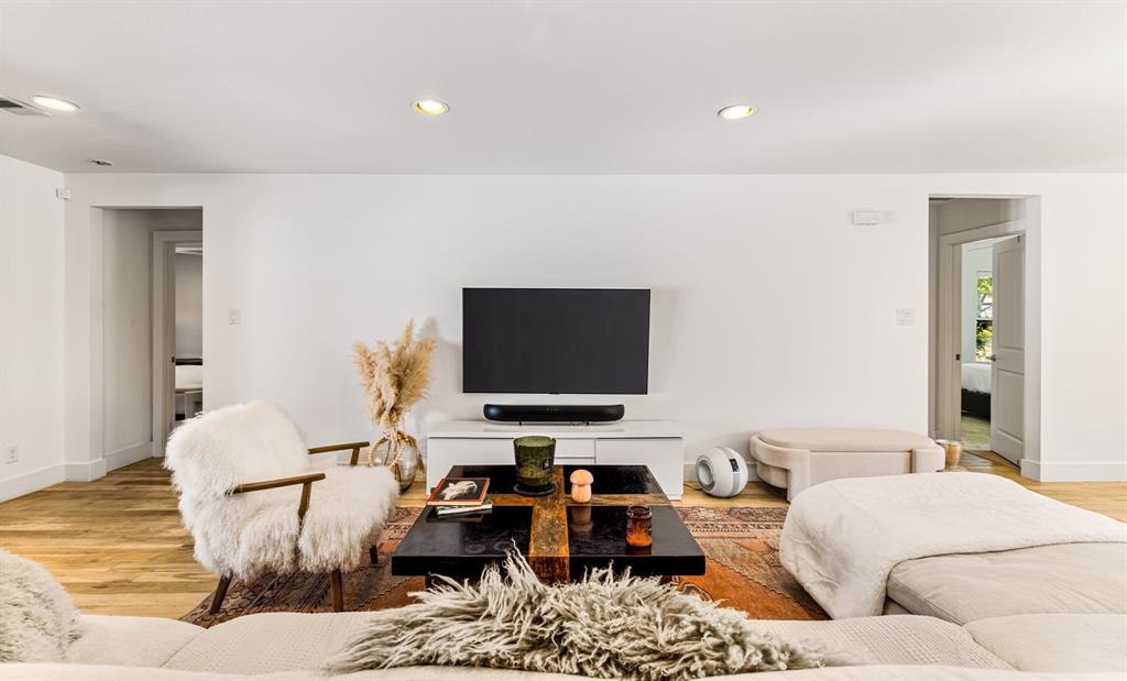 LAKEVIEW HEIGHTS - Residential