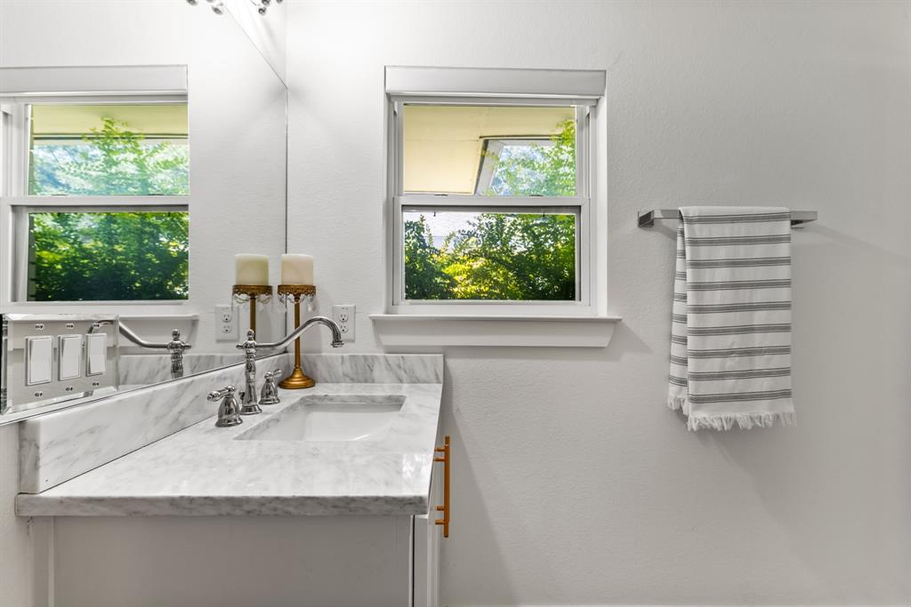 LAKEVIEW HEIGHTS - Residential