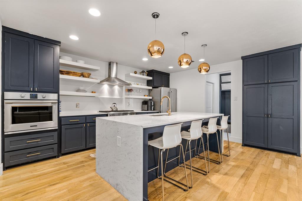 LAKEVIEW HEIGHTS - Residential