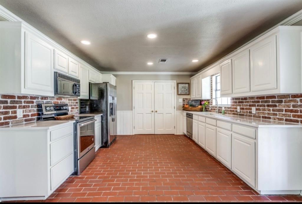 Van Alstyne - Residential Lease