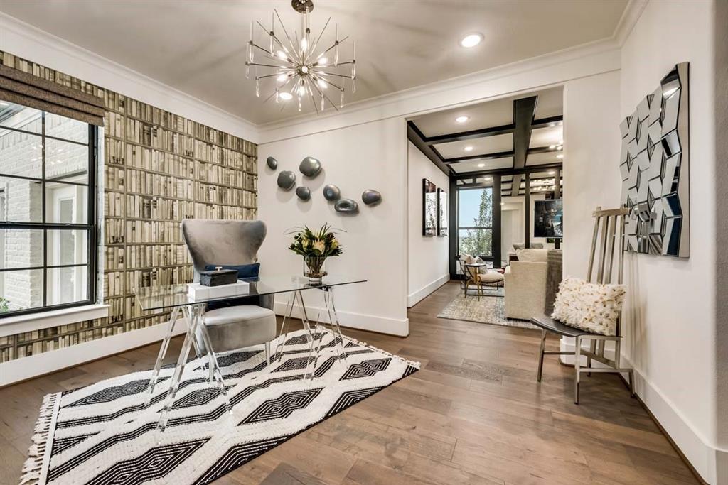 2820 Firefly Place