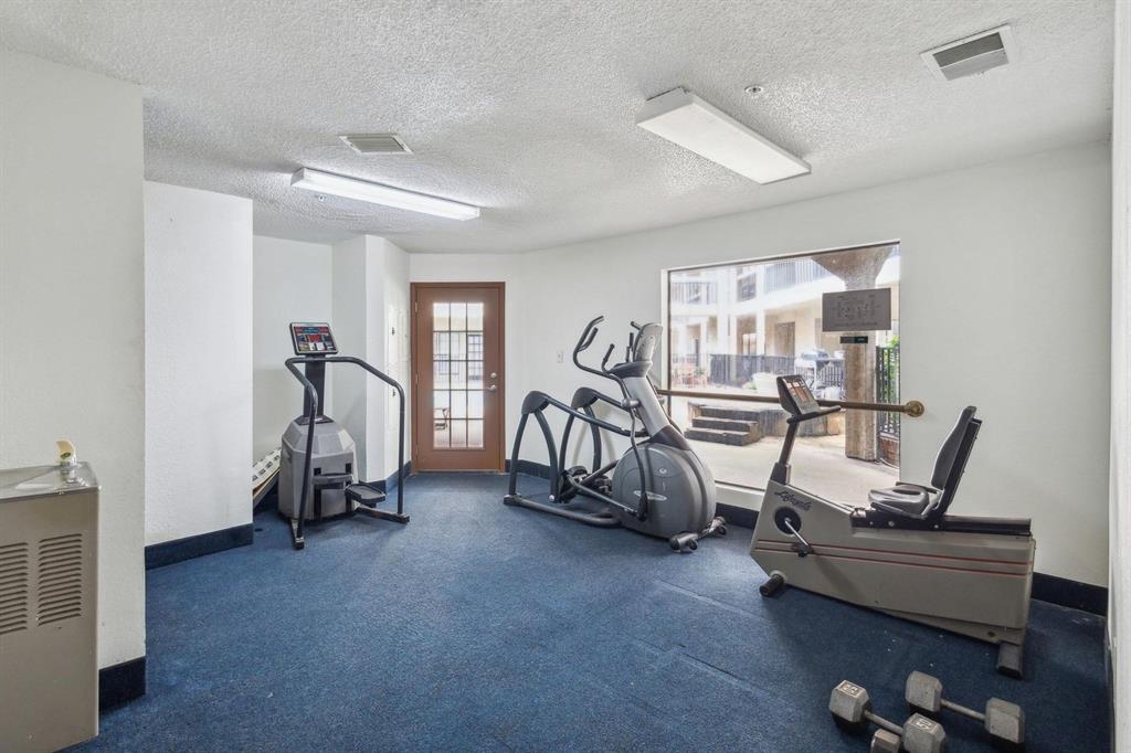 Lovers Lane Condos Ph 01-04 - Residential Lease