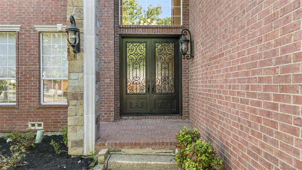 2070 Azalea Trail