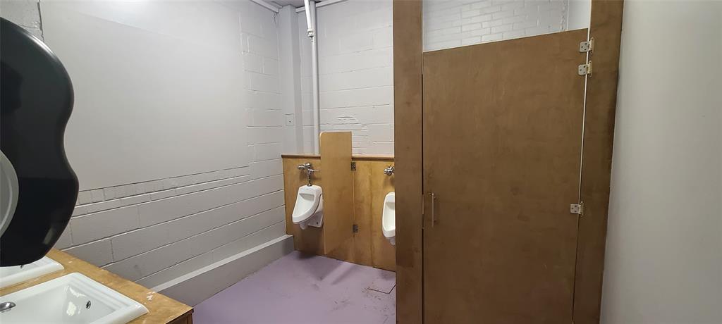 BLK 5802 TR 20.2 ACS 0.0237 CAL C - Commercial Sale