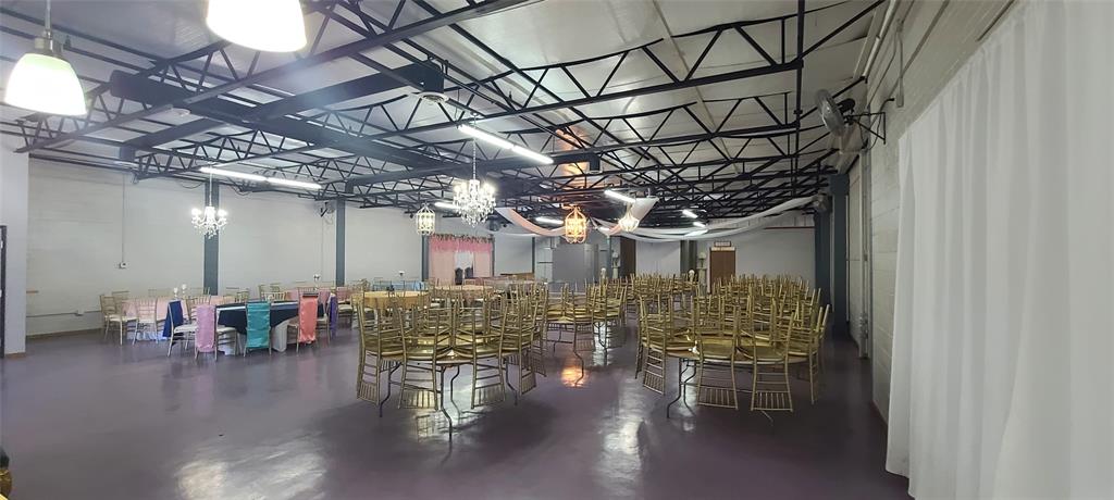 BLK 5802 TR 20.2 ACS 0.0237 CAL C - Commercial Sale