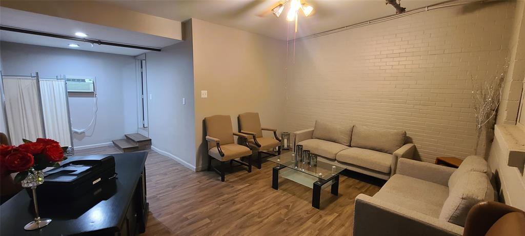 BLK 5802 TR 20.2 ACS 0.0237 CAL C - Commercial Sale