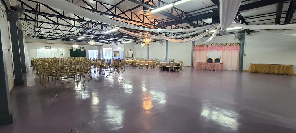 BLK 5802 TR 20.2 ACS 0.0237 CAL C - Commercial Sale