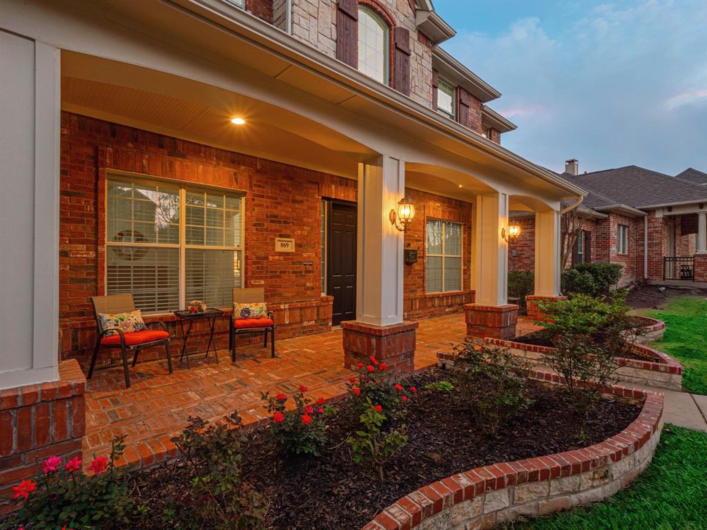 869 Winchester Drive