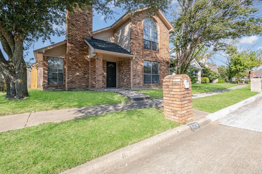 ***FALL into Savings-New Reduced Price!** Charming 2-story home in Mansfield ISD! This is a perfect starter home and offers huge vaulted ceilings, Primary bedroom downstairs, modern updates throughout. Enjoy entertaining on the back patio and family time in this spacious backyard! This home is located in a quiet neighborhood just minutes from shopping, restaurants and award-winning schools. **Disclaimer: some photos are virtually staged and items will not be at the property.Grass may be virtually enhanced.