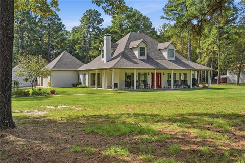 Photo of 22676 Diamond Bay Drive, Frankston, TX 75763 (MLS # 21418886)