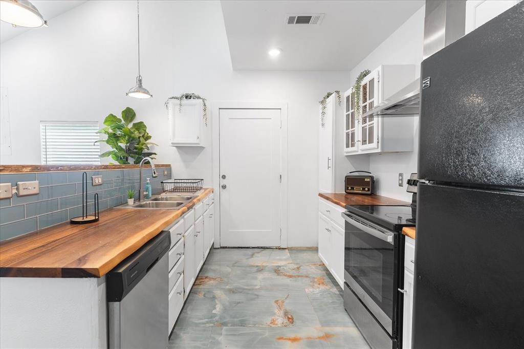 F J Tholl S - Residential