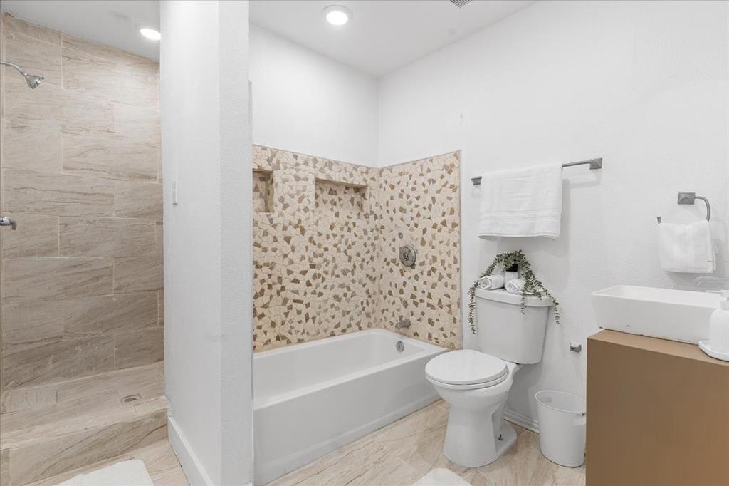 F J Tholl S - Residential