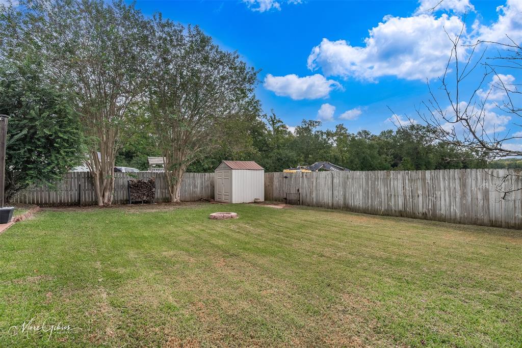 Bossier City, Louisiana 71111, United States, 4 Bedrooms Bedrooms, ,2 BathroomsBathrooms,Residential,Active,223504