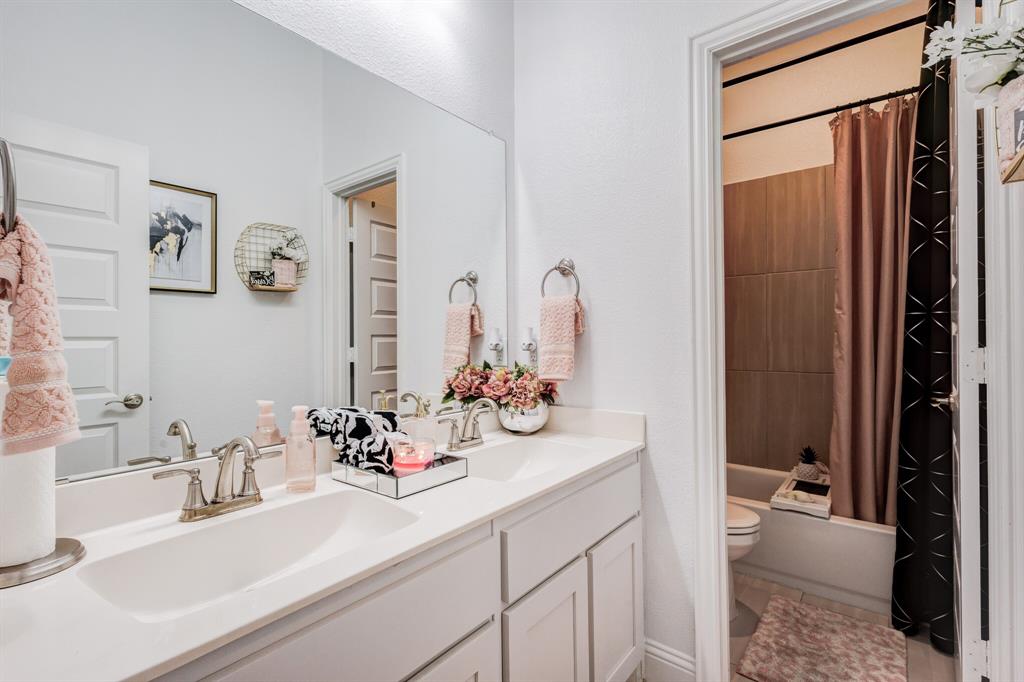 Cole Crossing Estates - Residential