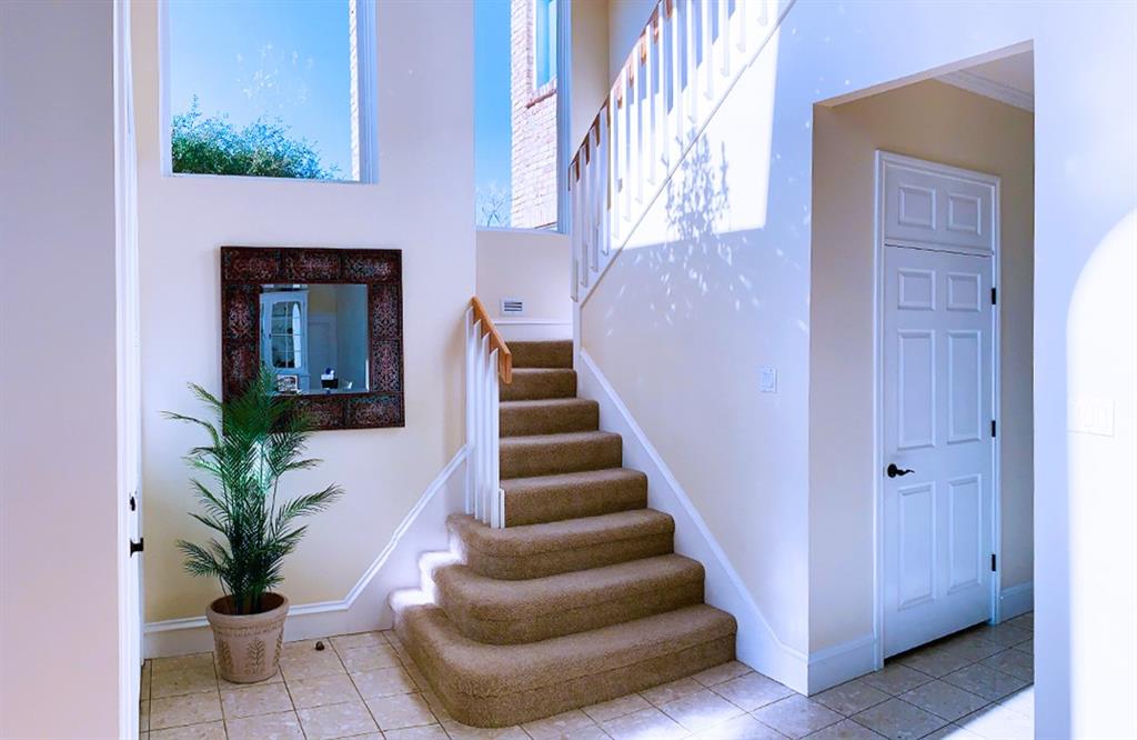 8404 Sunset Cove Drive