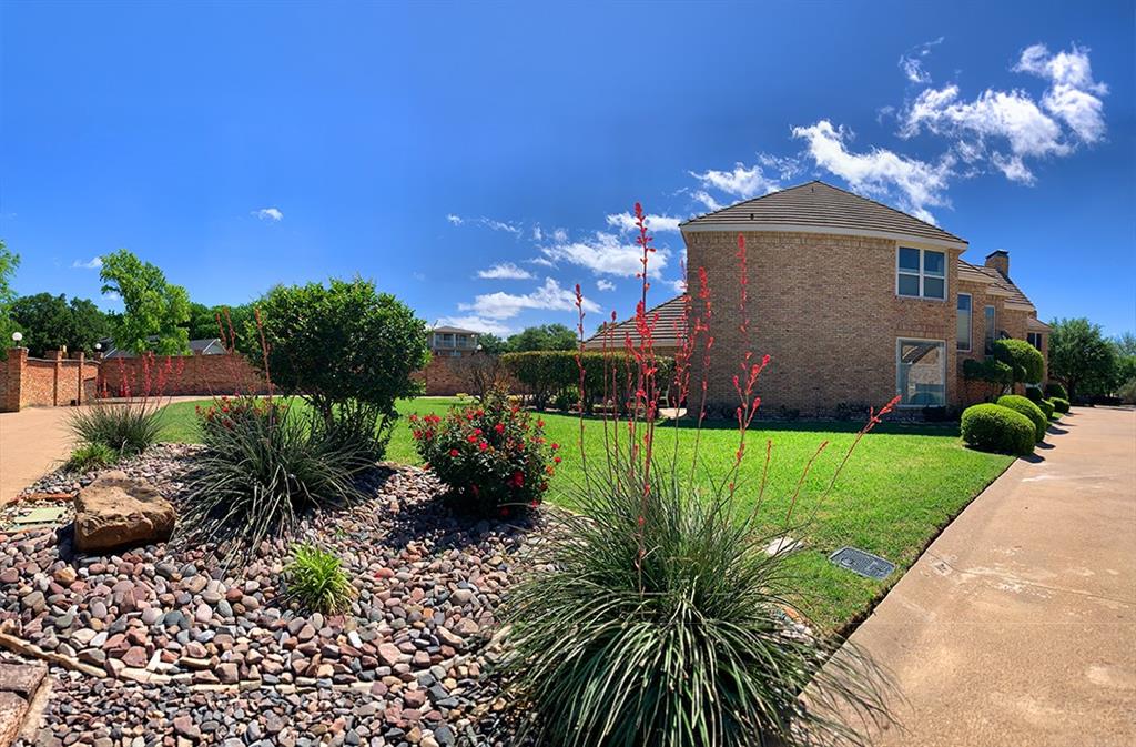 Lake Country Estates Add - Residential