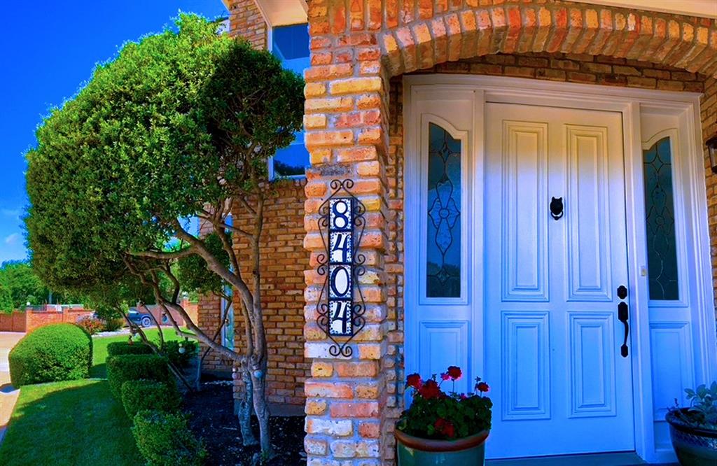 8404 Sunset Cove Drive