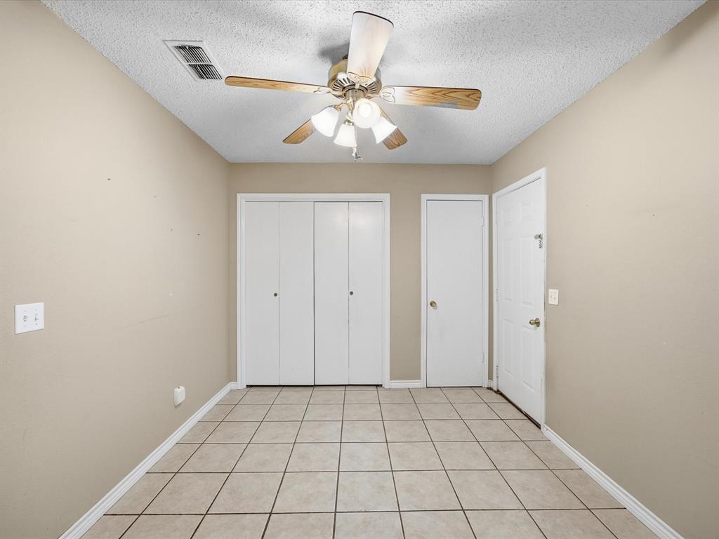 Briarcrest Drive Rm 601 Bryan - Residential